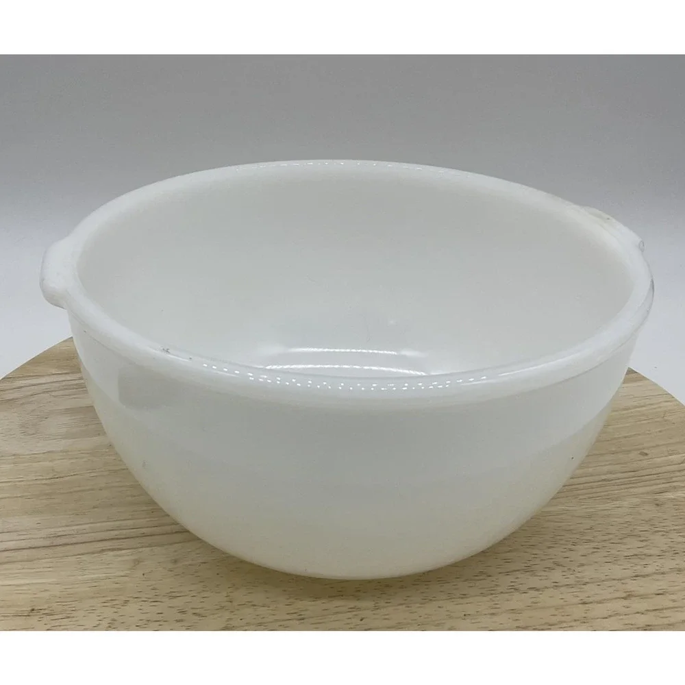 Glasbake 38CG White Milk Glass 4-Quart‎ Mixing Bowl for Sunbeam Mixers VTG USA